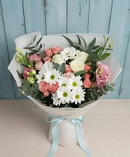 Букет цветов из:  Розы, Лизиантусы и Хризантемы в Альметьевске