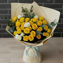 Букет цветов из:  Розы в Альметьевске