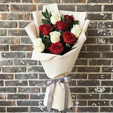 Букет цветов из:  Розы в Альметьевске