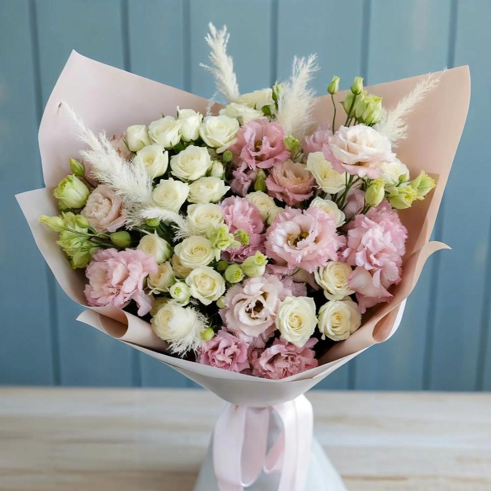 Букет цветов из: Альстромерии и Розы в Альметьевске