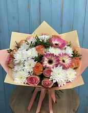 Букет цветов из:  Розы, Герберы и Хризантемы в Альметьевске