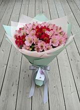 Букет цветов из:  Альстромерии в Альметьевске