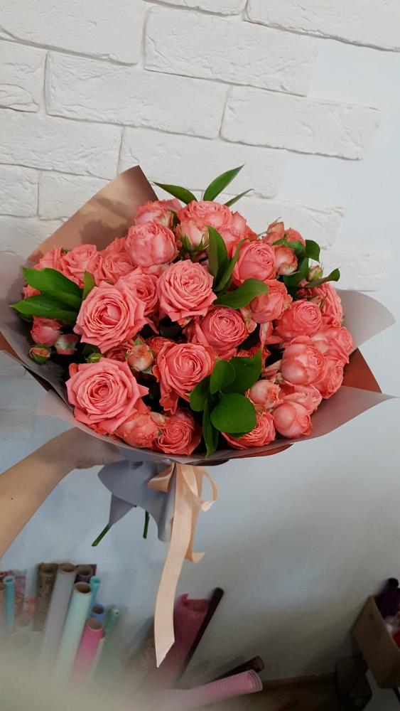 Букет цветов из: Розы в Альметьевске