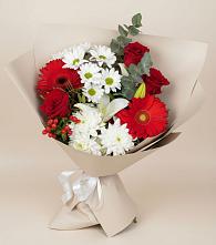 Букет цветов из:  Розы, Хризантемы, Герберы и Лилии в Альметьевске