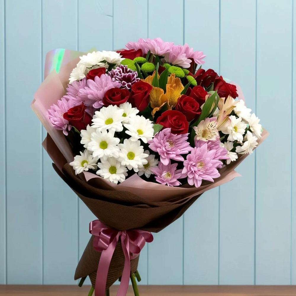 Букет цветов из: Розы, Хризантемы и Альстромерии в Альметьевске