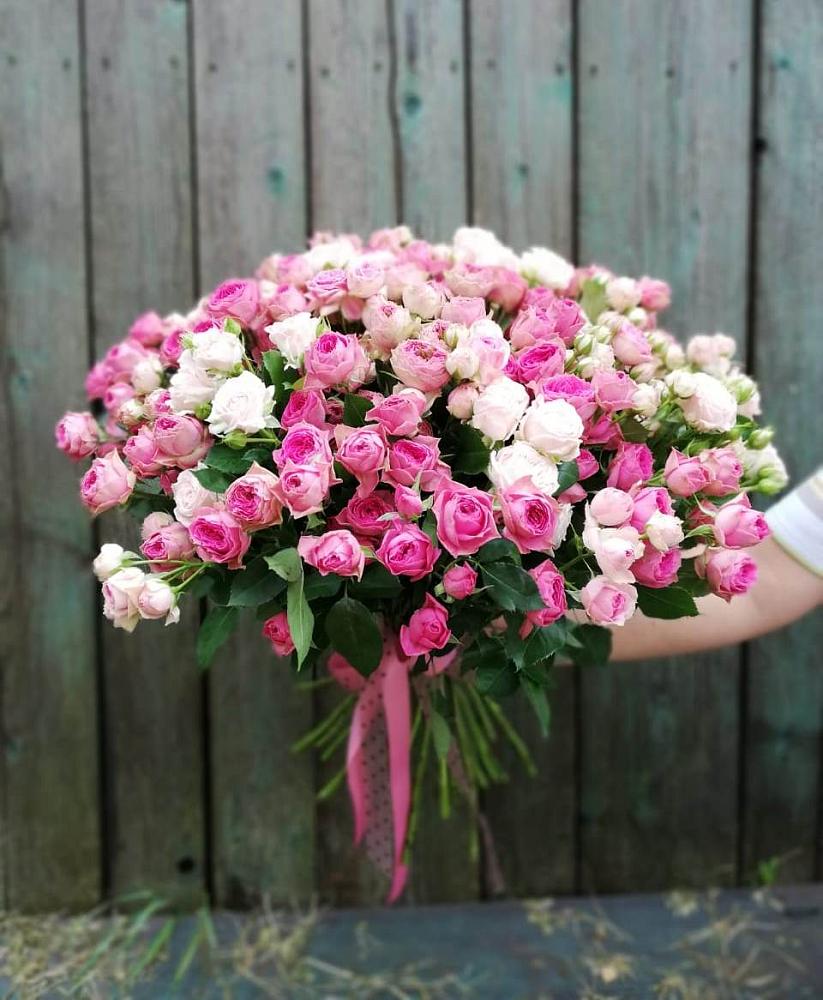 Букет Розовые кустовые розы Натали и Лав Лидия в Альметьевске