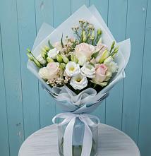 Букет цветов из:  Розы и Лизиантусы в Альметьевске