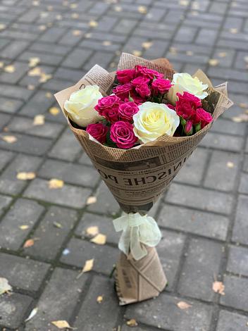 Букет цветов из: Розы в Альметьевске