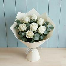 Букет Белые розы в Эвкалипте в Альметьевске