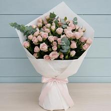 Букет цветов из:  Розы в Альметьевске