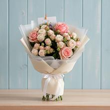 Букет цветов из:  Розы в Альметьевске