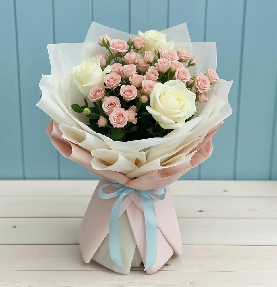 Букет цветов из: Розы в Альметьевске
