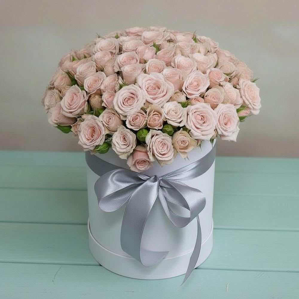 Цветочная композиция из Розы в шляпной коробке в Альметьевске